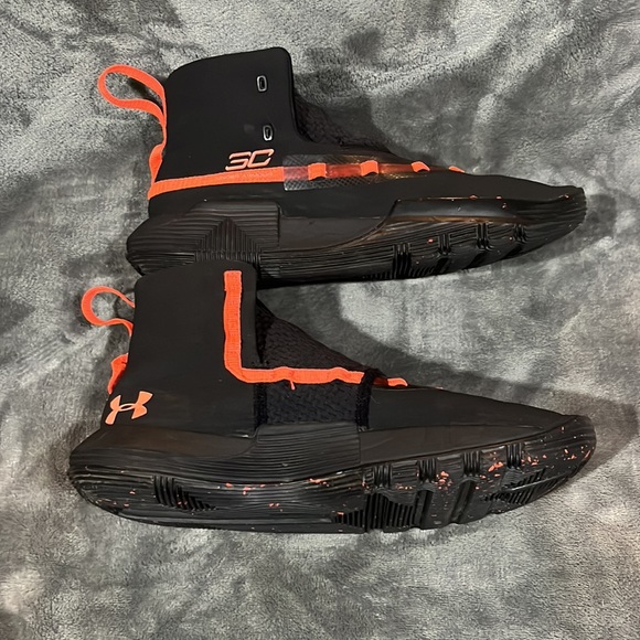 Under Armour Curry SC 3Zero II Sz 6.5Y Basketball Shoes # 3020424-002 Blk - Picture 3 of 5